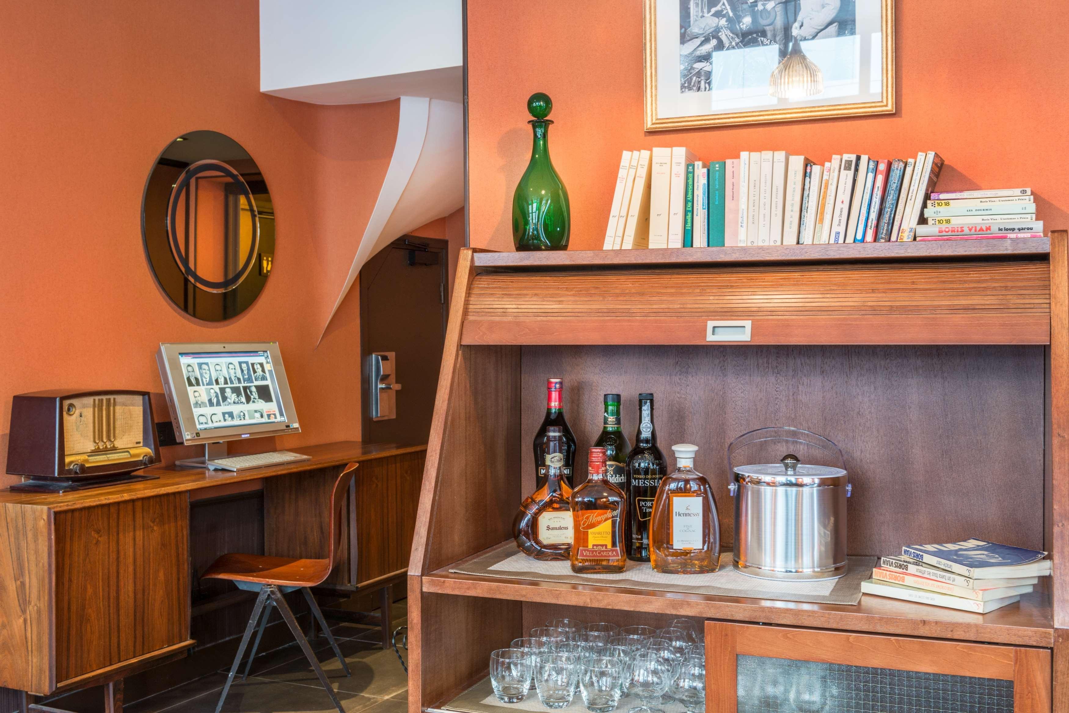 Hotel Boris V. By Happyculture Λεβαλουά Περέ Εξωτερικό φωτογραφία